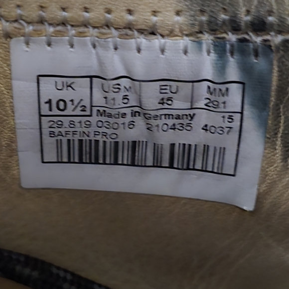 Lowa Men's Baffin Pro Brown Hiking Boots - Picture 6 of 11